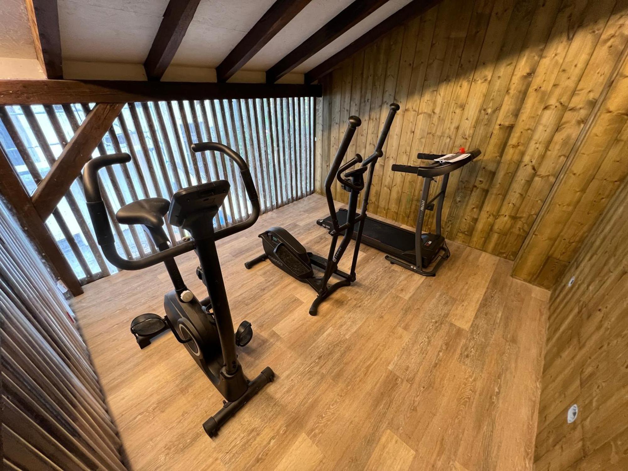 Esprit Jaune - Cosy Studio Salengro - Sauna & Sport Club Mulhouse Extérieur photo